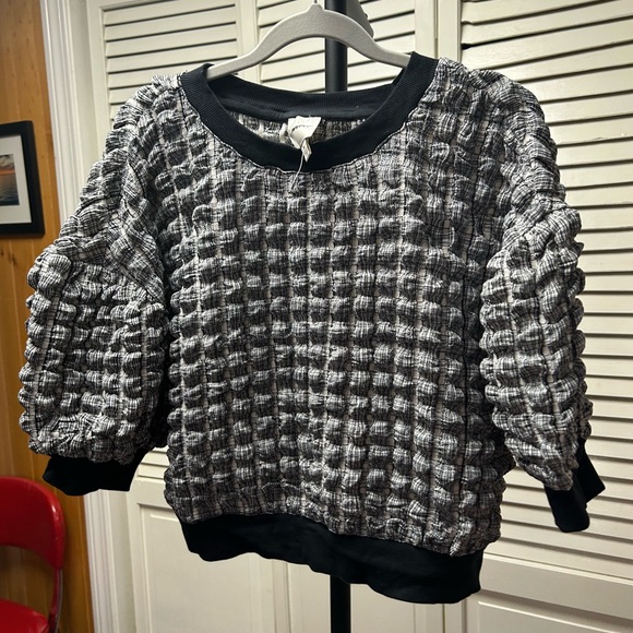 NWOT Maeve Black Textured plaid ballon top - Picture 3 of 3